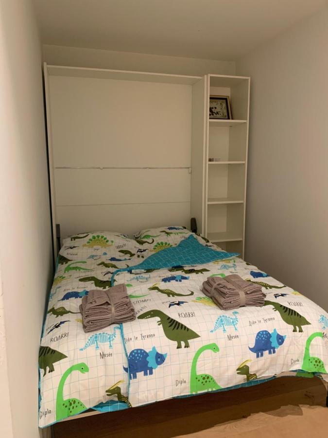Appartement Op Het Strand, Enfin, Zo Goed Als... Koksijde Luaran gambar